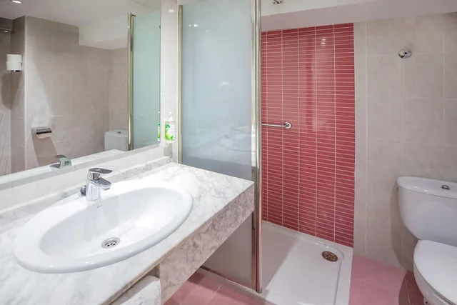 Room, Twin Beds, City View, Terrace, Servigroup Torre Dorada 8/10