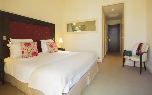 غرفة سوبيريور بإطلالة على المدينة، Westminster Hotel and Spa Nice 1/10