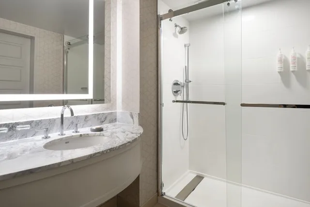 غرفة بسرير كينج بإطلالة على المدينة، San Jose Marriott 5/6