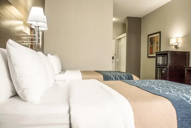 غرفة قياسية بثلاثة أسرّة، Comfort Inn Sandusky 8/10