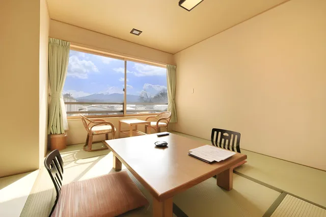 Japanese Western, Mountain Side، Lakeland Hotel Mizunosato 1/1
