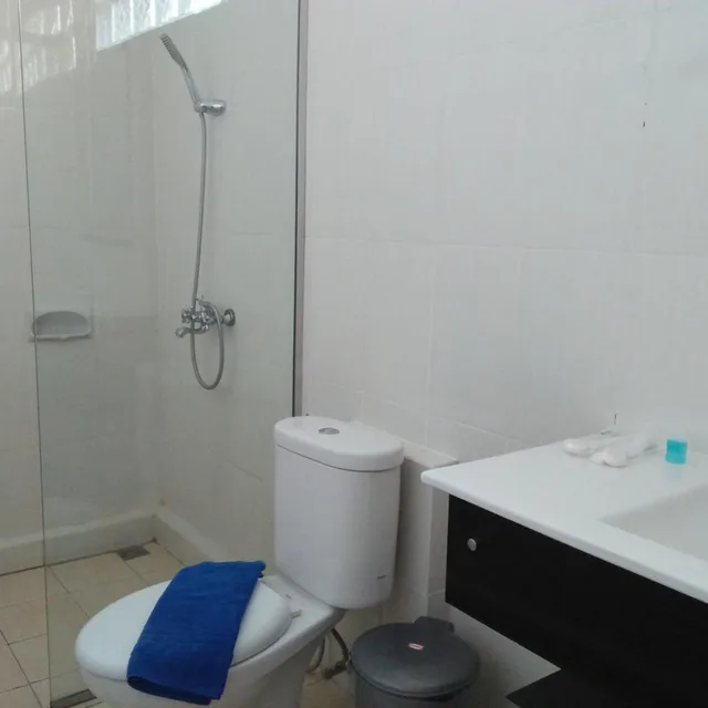 غرفة ديلوكس بسرير مزدوج أو سريرين منفصلين، Hotel Netral Jombang 7/10