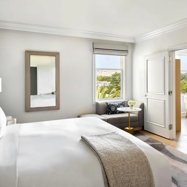 جناح بإطلالة على الفناء بغرفة نوم واحدة، The Ritz Carlton Half Moon Bay 2/4