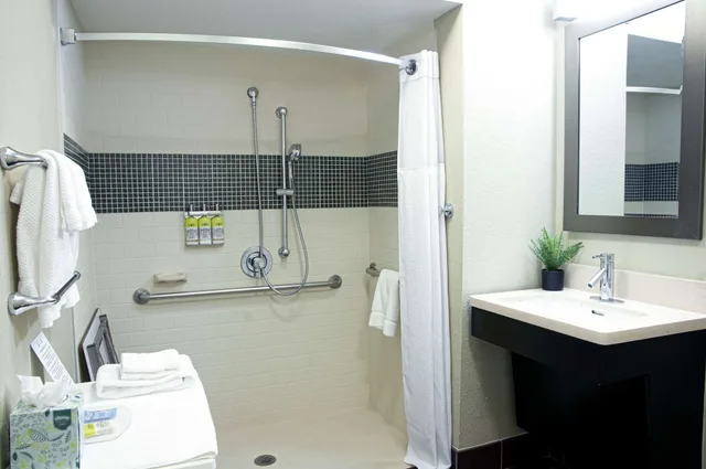 جناح بسرير كوين بغرفة نوم واحدة لذوي الإعاقة، Sonesta ES Suites San Diego - Sorrento Mesa 5/5
