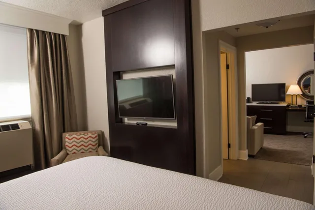 جناح بسرير كينج، Hotel Alex Johnson Rapid City Curio Collection By Hilton 4/7