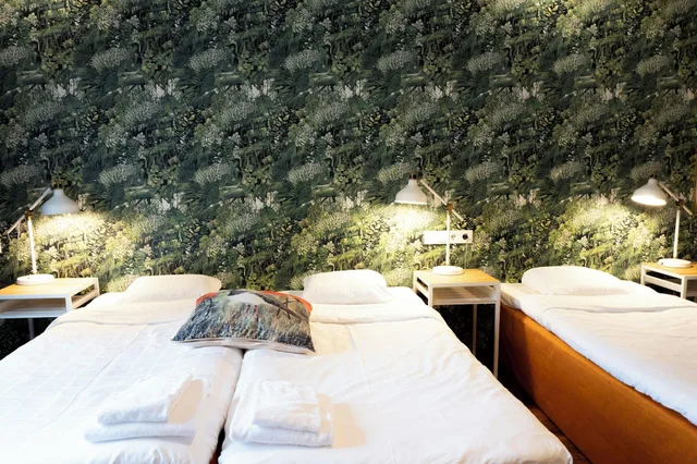 غرفة رباعية، Hotel Finn 2/5