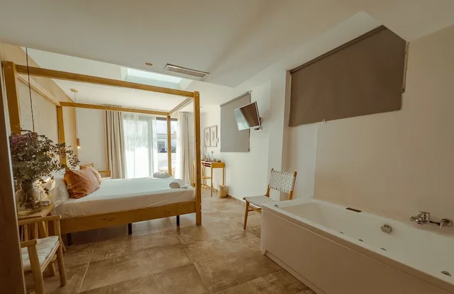 غرفة قياسية بسرير كوين، ICON Valparaiso - Adults Only 6/10