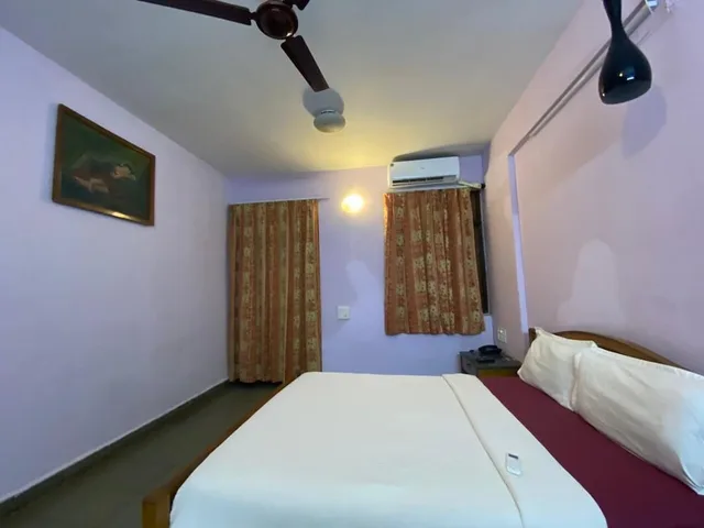 غرفة اقتصادية ثلاثية بسرير مزدوج، Falcon Resorts 1/9