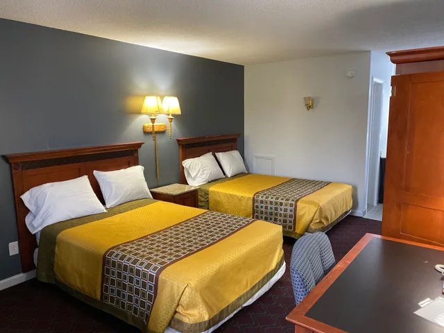 غرفة بسريرين مزدوجين، Budget Inn Roxboro 1/4