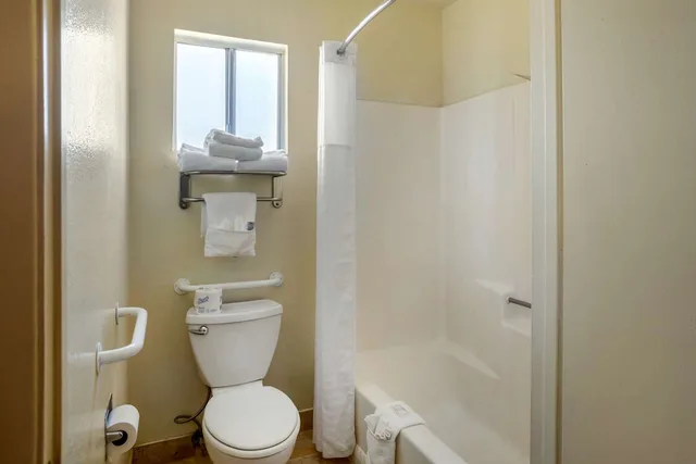 Efficiency, Suite, 2 Queen Beds، Quality Inn And Suites el Cajon San Diego East 3/4