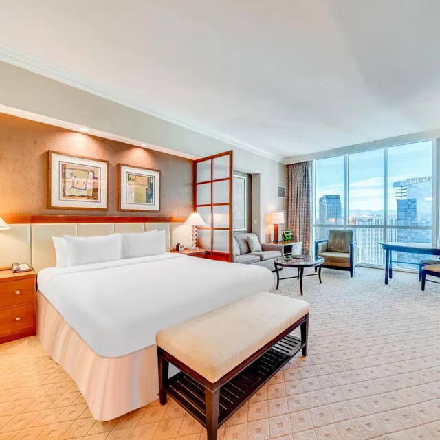 Adjoining, Deluxe, Suite, Balcony، Jet Luxury Resorts @ The Signature Condo Hotel 8/10