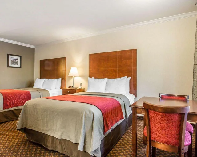 غرفة بسريرين مزدوجين، Hyland Inn near Pasadena Civic Center 4/5
