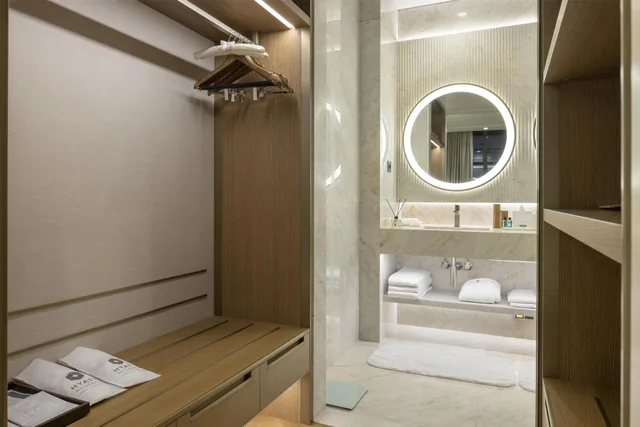 جناح، Grand Hyatt Izmir Istinyepark 7/10