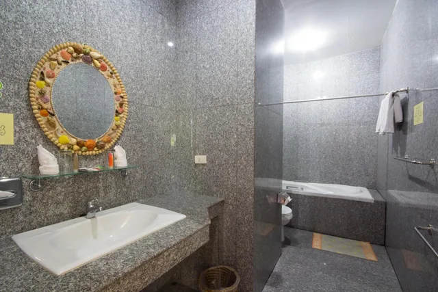 جناح بسرير كينج بإطلالة على البحر، Rajapruek Samui Resort 3/3