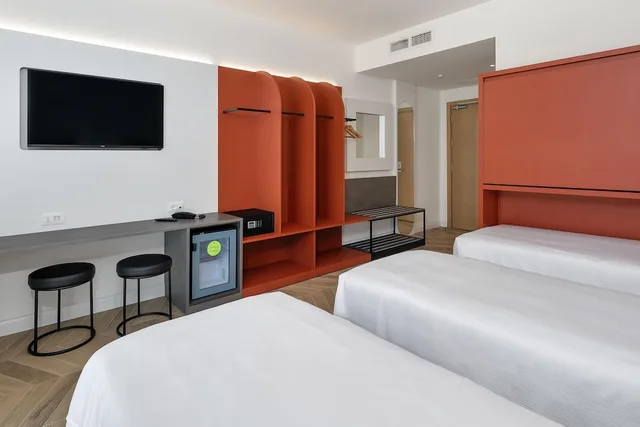 غرفة قياسية ثلاثية بثلاثة أسرّة، B&B HOTEL Venice Laguna 7/10