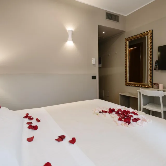 غرفة بسرير مزدوج أو سريرين منفصلين، Giulietta E Romeo 5/8