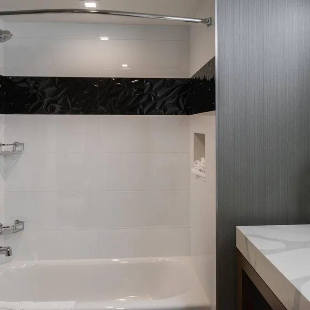 Room, 2 Queen Beds, Bathtub, Large, Accessible, Courtyard By Marriott Temecula Murrieta 3/3