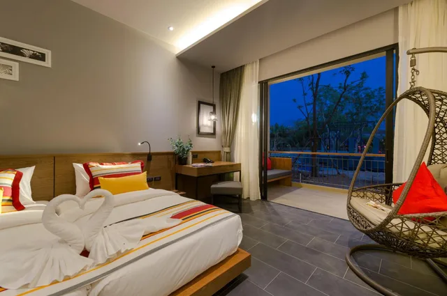 Deluxe, Double or Twin Bed, The Gallery Hotel Naiharn 1/10