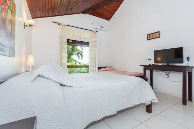 Superior, 1 Double and 1 Single Bed, Ocean View, Balcony, Voa Pousada Afrika 1/8