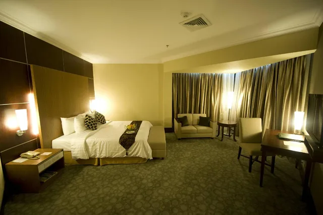 جناح تنفيذي، Emerald Garden International Hotel 2/6