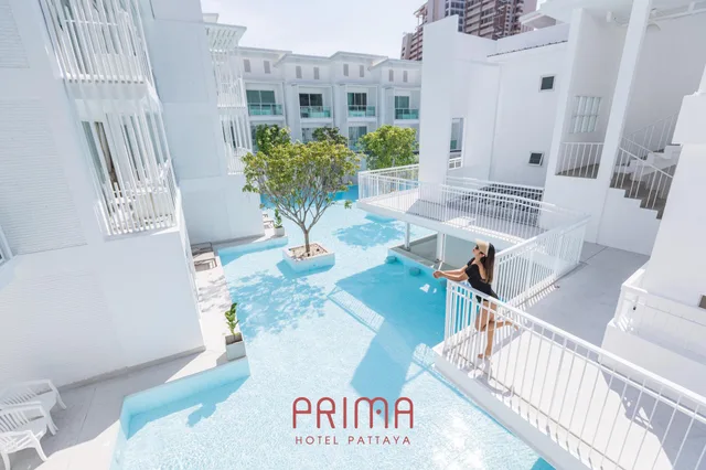 غرفة ديلوكس بإطلالة على البحر، Prima Hotel Pattaya 2/2