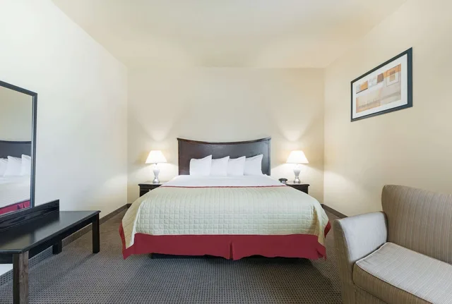 غرفة قياسية بسرير كينج، Baymont By Wyndham Perryton 1/4