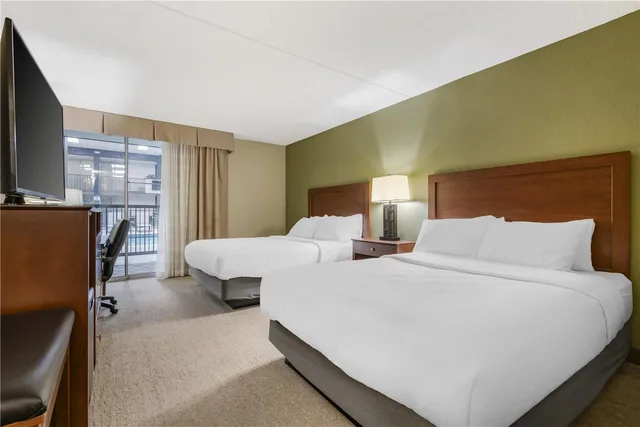 Room, 2 Queen Beds, Pool Side, Patio, Best Western Fairmont 1/3