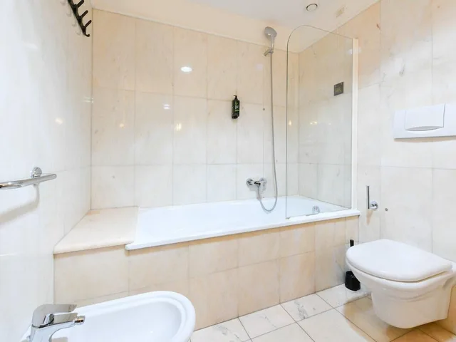 جناح جونيور بسرير كوين، B&B HOTEL Affi Lago di Garda 8/10