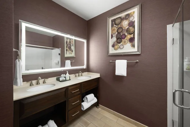 جناح استوديو بسرير كينج بشرفة بمطبخ، La Quinta Inn And Suites By Wyndham Paso Robles 2/2