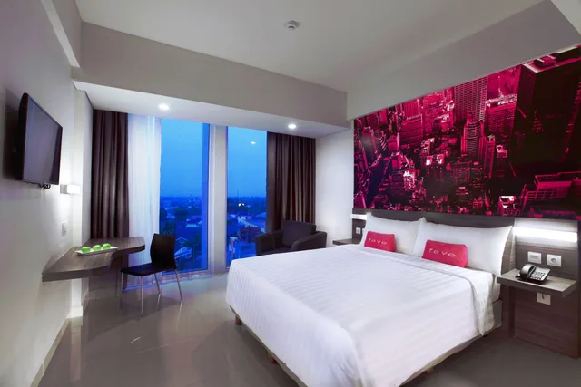 Superior, Double or Twin Bed, favehotel Pekanbaru 1/1