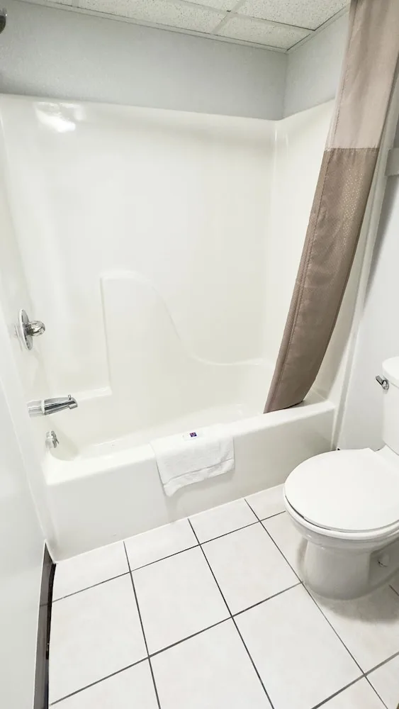 غرفة قياسية بسريرين مزدوجين، Motel6 Dyersburg, TN 9/10