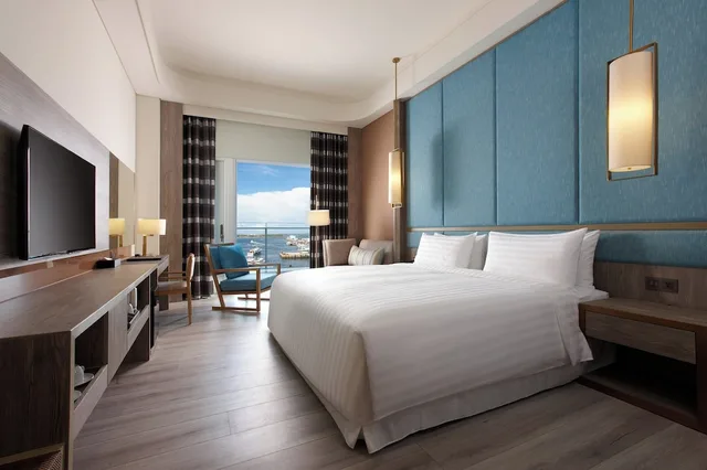 غرفة ديلوكس بسرير كينج بإطلالة على المرفأ، Four Points By Sheraton Penghu 1/1