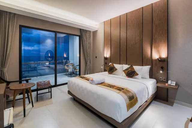 غرفة ديلوكس بسرير مزدوج بإطلالة على البحر، Padma Sari Hotel 4/10