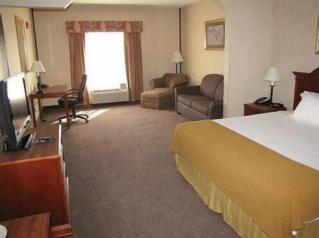 غرفة قياسية بسرير كينج، Holiday Inn Express Hotel And Suites Marysville 4/7