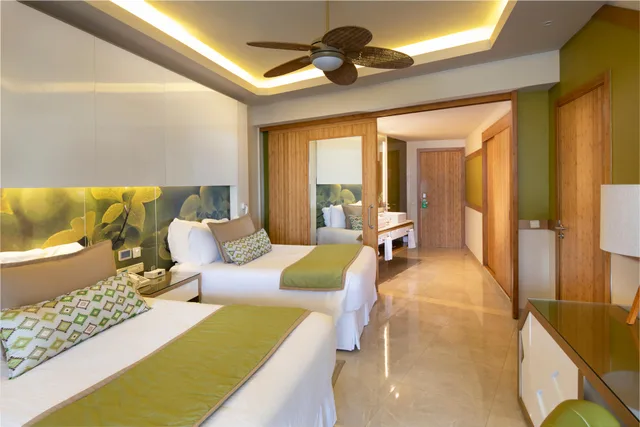 جناح جونيور بسرير مزدوج بإطلالة على المسبح، Dreams Onyx Resort And Spa Punta Cana 1/3