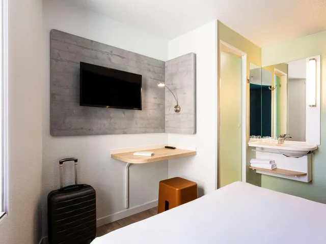 غرفة بسرير بطابقين وسرير كوين، Ibis Budget Bordeaux Centre Gare Saint Jean 4/10