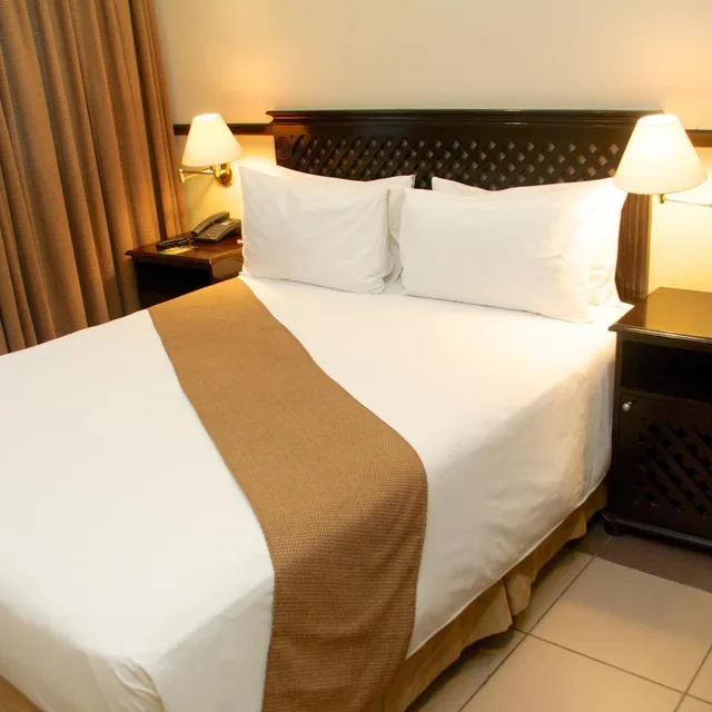 2 Bedrooms, Suite, Harbour View Suites 2/2