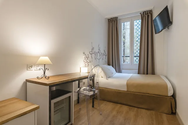 Room, Single, KORNER OPERA(FORMERLY CYRNOS) 6/9