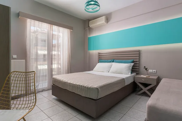 غرفة قياسية ثلاثية، Ouzas Hotel 2/3