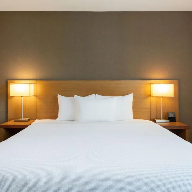 غرفة تنفيذية بسرير كينج بإطلالة على المدينة مع أريكة، Hyatt Place Ciudad Del Carmen 4/6