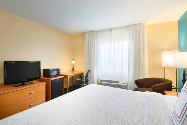 غرفة قياسية بسرير كينج، Country Inn & Suites by Radisson, Bismarck-Mandan 3/10