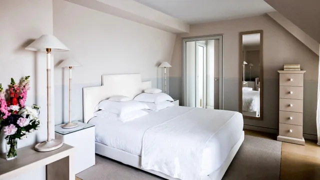 Junior Suite, Sacre Coeur View، Monsieur George-Champs Elysees 1/4