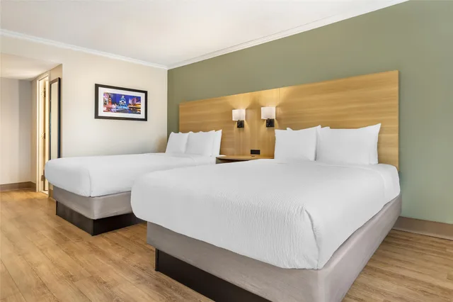 غرفة بسريرين كوين بمطبخ صغير، Best Western Plus Ottawa City Centre 5/10
