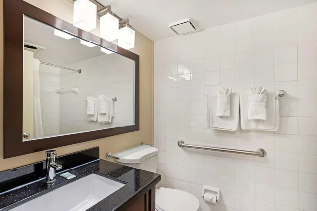 غرفة رباعية بسريرين مزدوجين لذوي الإعاقة، Best Western Atlantic City Hotel 3/3