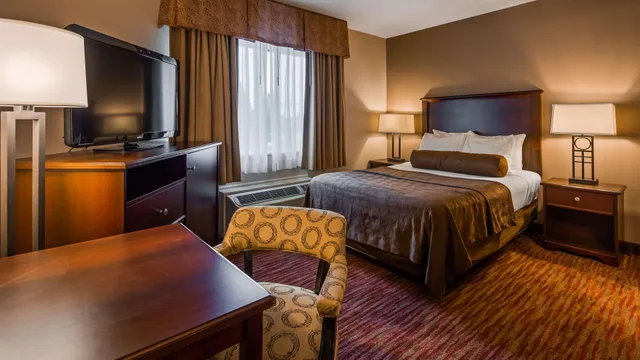 غرفة، Best Western Plus Concord Inn 3/6