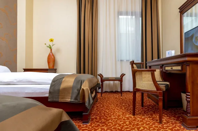 غرفة قياسية بسريرين منفصلين، West City Hotel Cluj Formely Best Western Plus Fusion Hotel 5/7