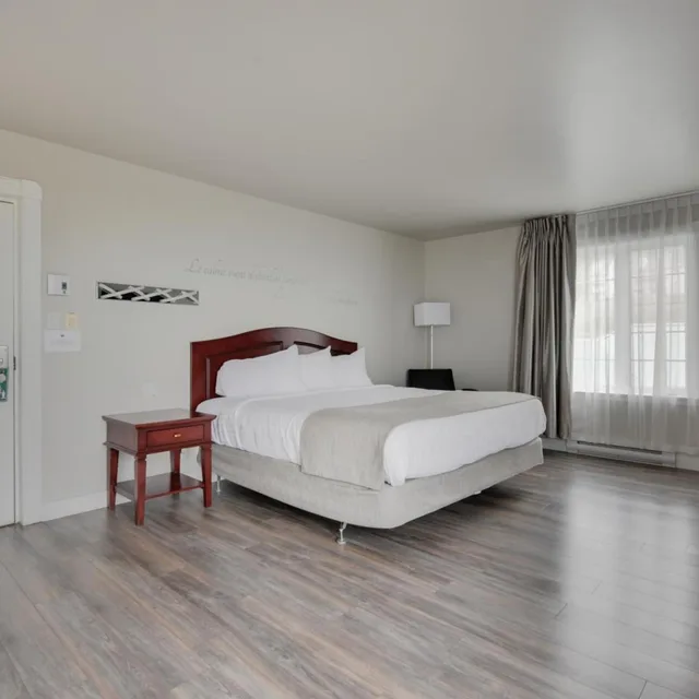 Pavilion, Budget, Double Bed، Hotel Le Petit Manoir Du Casino 4/10