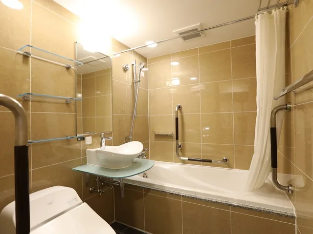 Deluxe, Twin Beds, APA Hotel Shinjuku Kabukicho Chuo 7/10