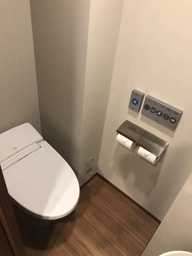 غرفة قياسية بفرشتي فوتون للمدخنين، Hotel Meldia Osaka Higobashi 8/9