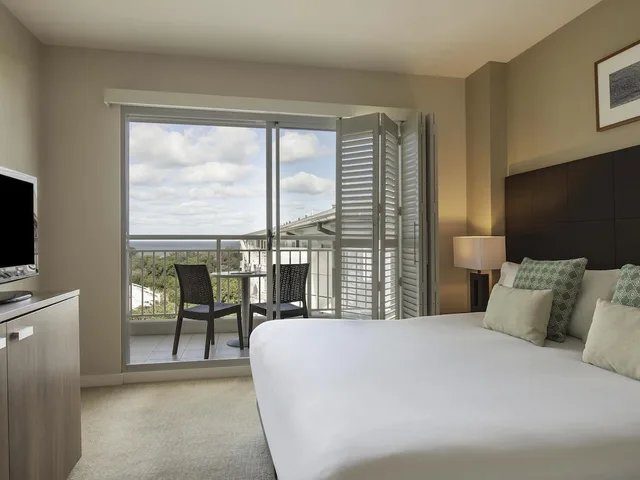 Ocean, Twin Beds، Mantra on Salt Beach Kingscliff 2/6